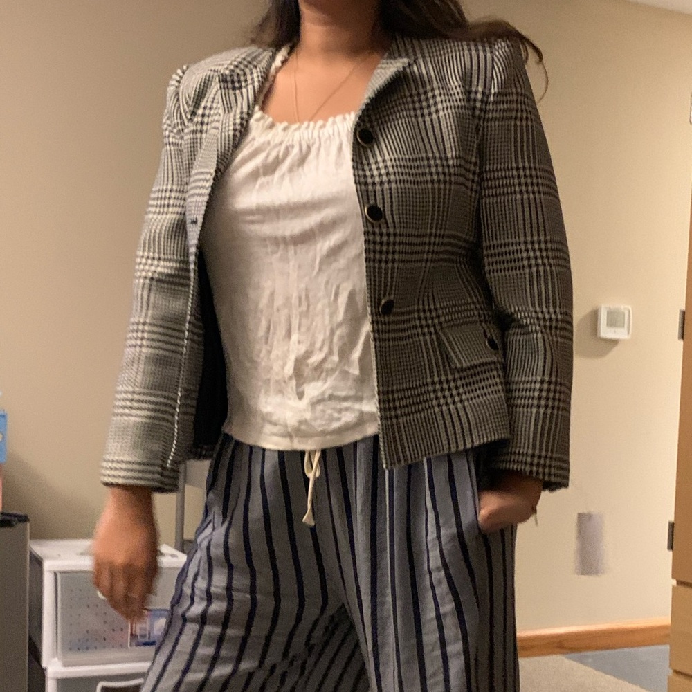 Gingham/ plaid blazer